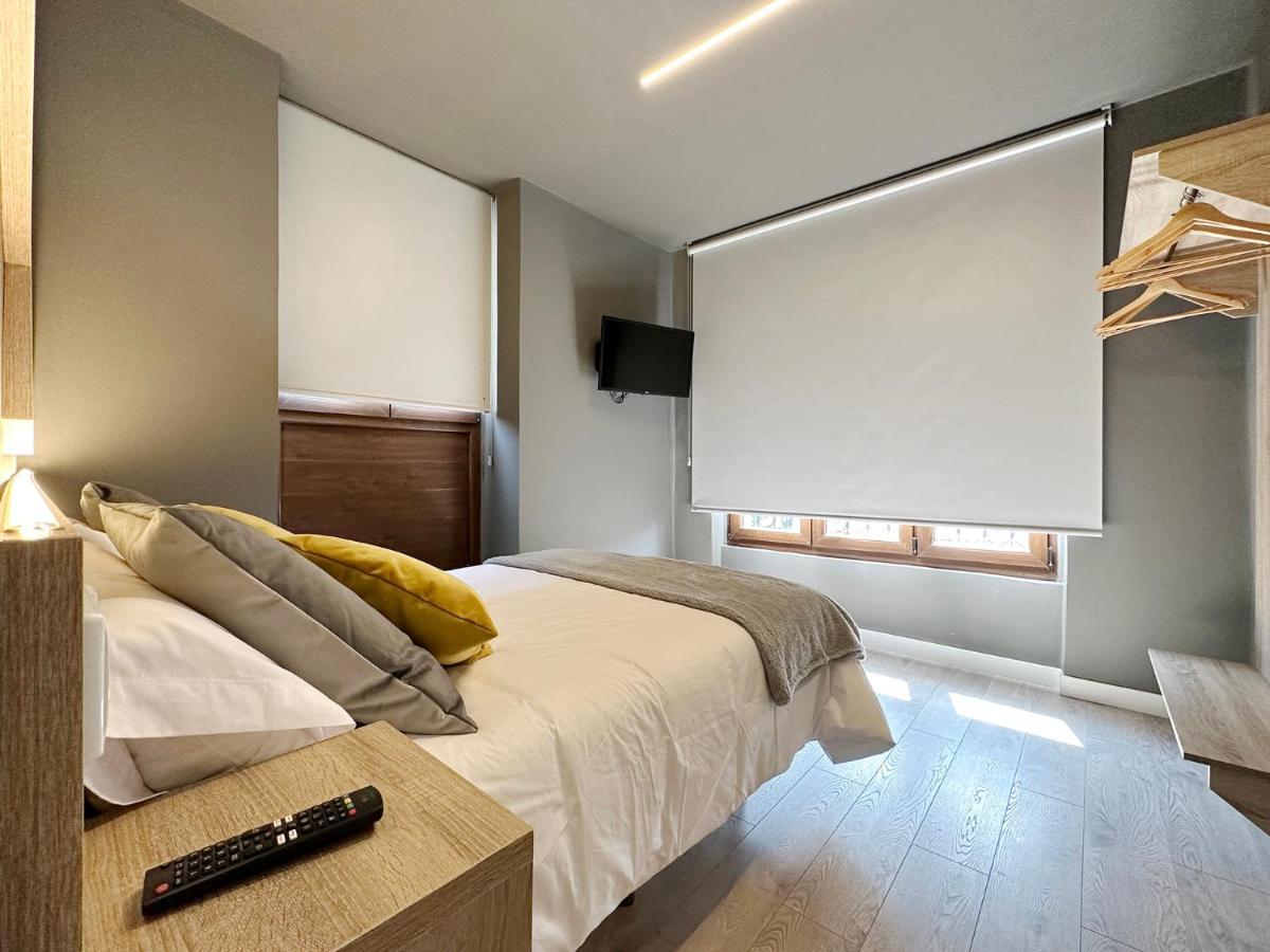 Hostal Maria Felisa Candás Εξωτερικό φωτογραφία