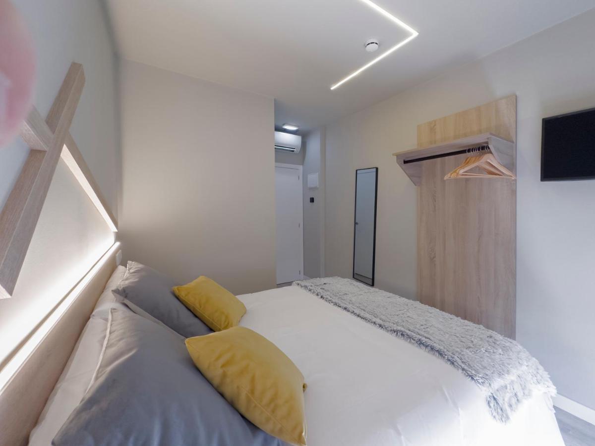 Hostal Maria Felisa Candás Εξωτερικό φωτογραφία
